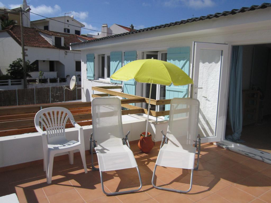 Hostel Native Surfhouse Praia da Lourinhã Exterior foto